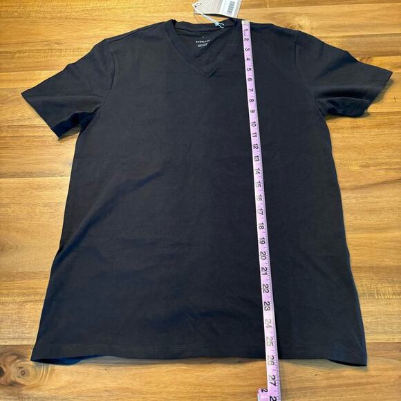 Everlane The Organic Cotton V Neck Tee Shirt NEW - Picture 9 of 10